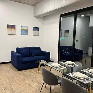 Elegancia Y Confort En Zona 10 Apartamento Guatemala