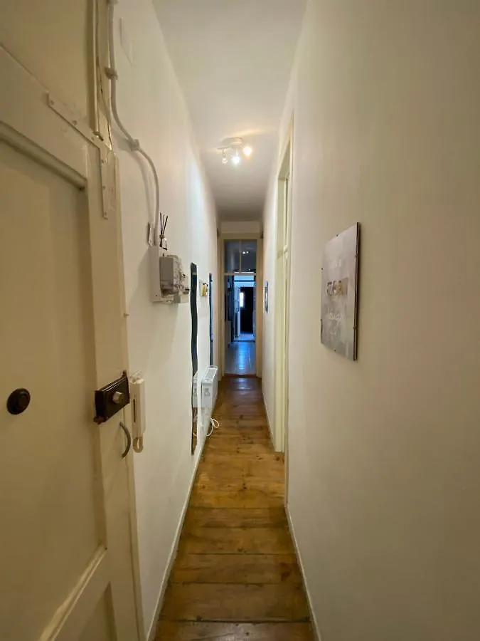 Tomas Surf Shelter Apartment Lisbon