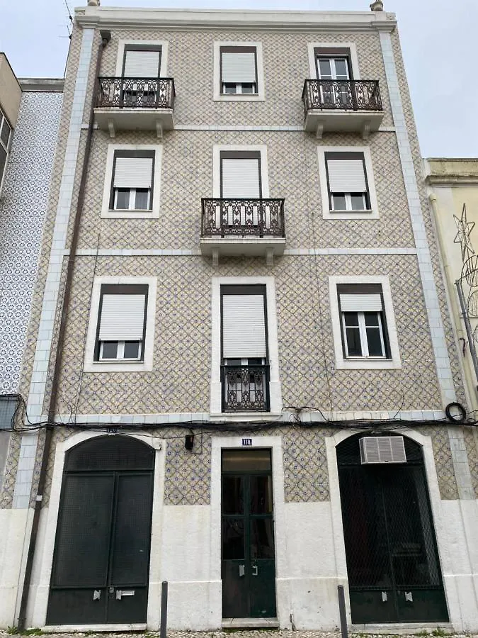 Tomas Surf Shelter Apartment Lisbon 0*,  Portugal